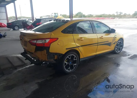 2012 Ford Focus Se z USA, uszkodzony, nr VIN 1FAHP3F25CL232076